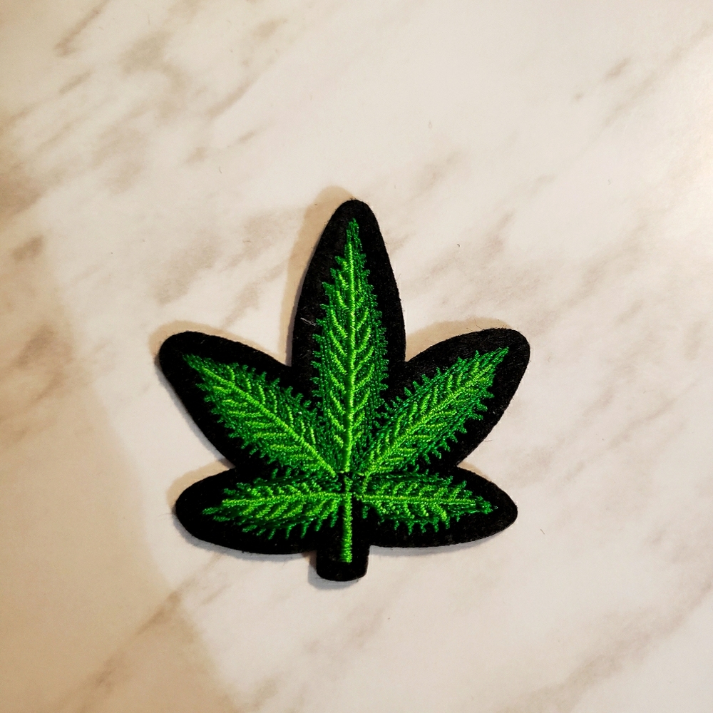Green Plant Embroidered Iron On Patch